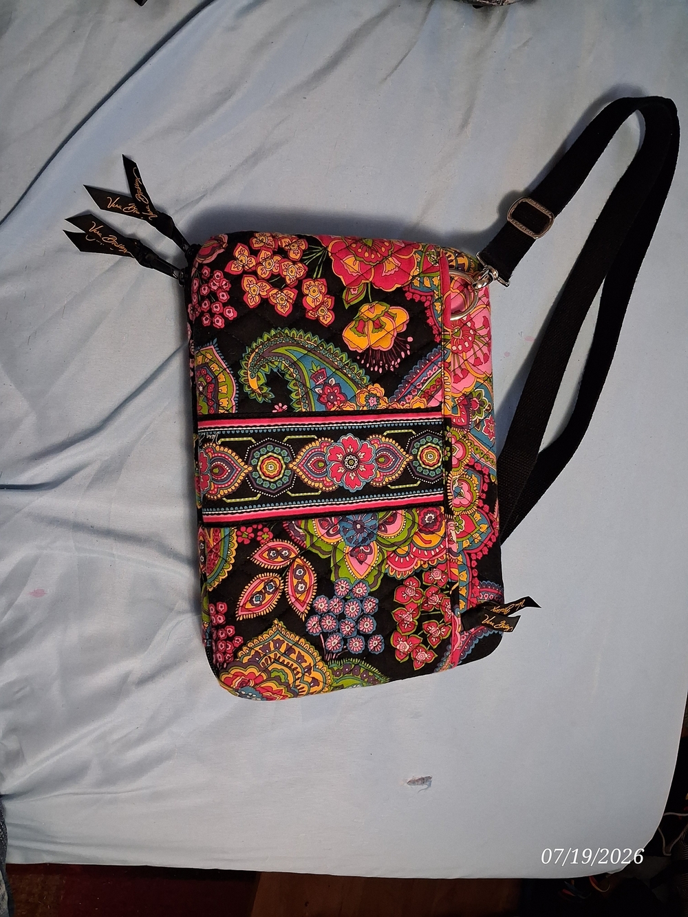 ​📱 Vera Bradley Jazzy Blooms Retired Pattern Padded Tablet Bag